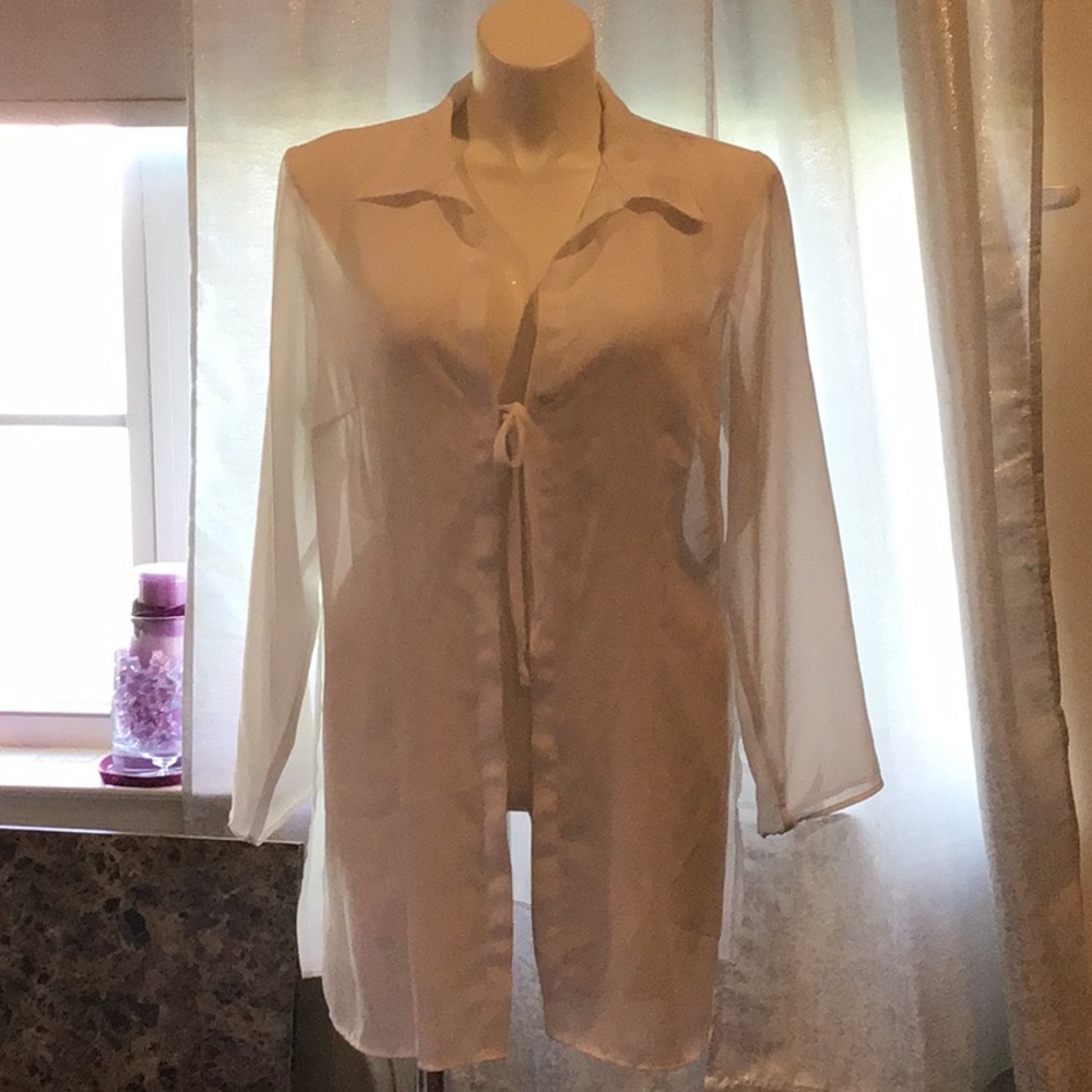 Cute sheer tie-front tunic.